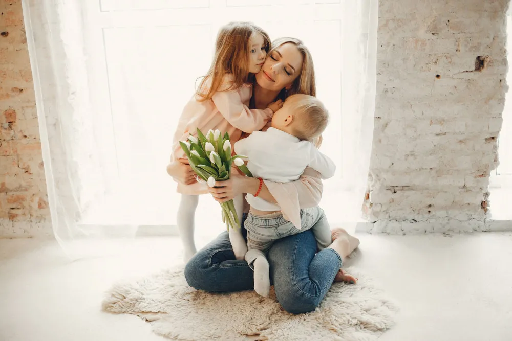 Wyjątkowy prezent na Dzień Matki | Pomysły na upominki i prezenty na Dzień Mamy w 2023